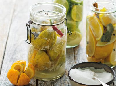 Ingelegde citroenen uit het kookboek Puur & Makkelijk