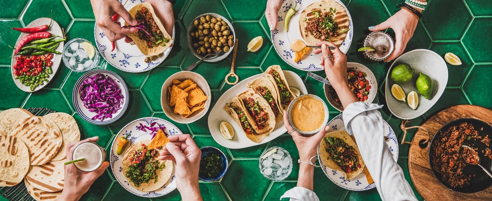 Mexicaans eten; een pary met vrienden