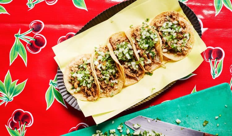 Tacos de Suadera uit het kookboek Comida Mexicana van Rosa Cienfuegos
