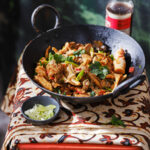 Oesterzwammen in ketjapsaus van Maureen Tan uit het kookboek Java