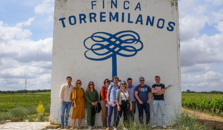 Groepsfoto bij Torremilanos in Ribera del Duero